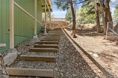 $495,000 | 43544 Ridgecrest Drive, Big Bear Lake, CA 92315