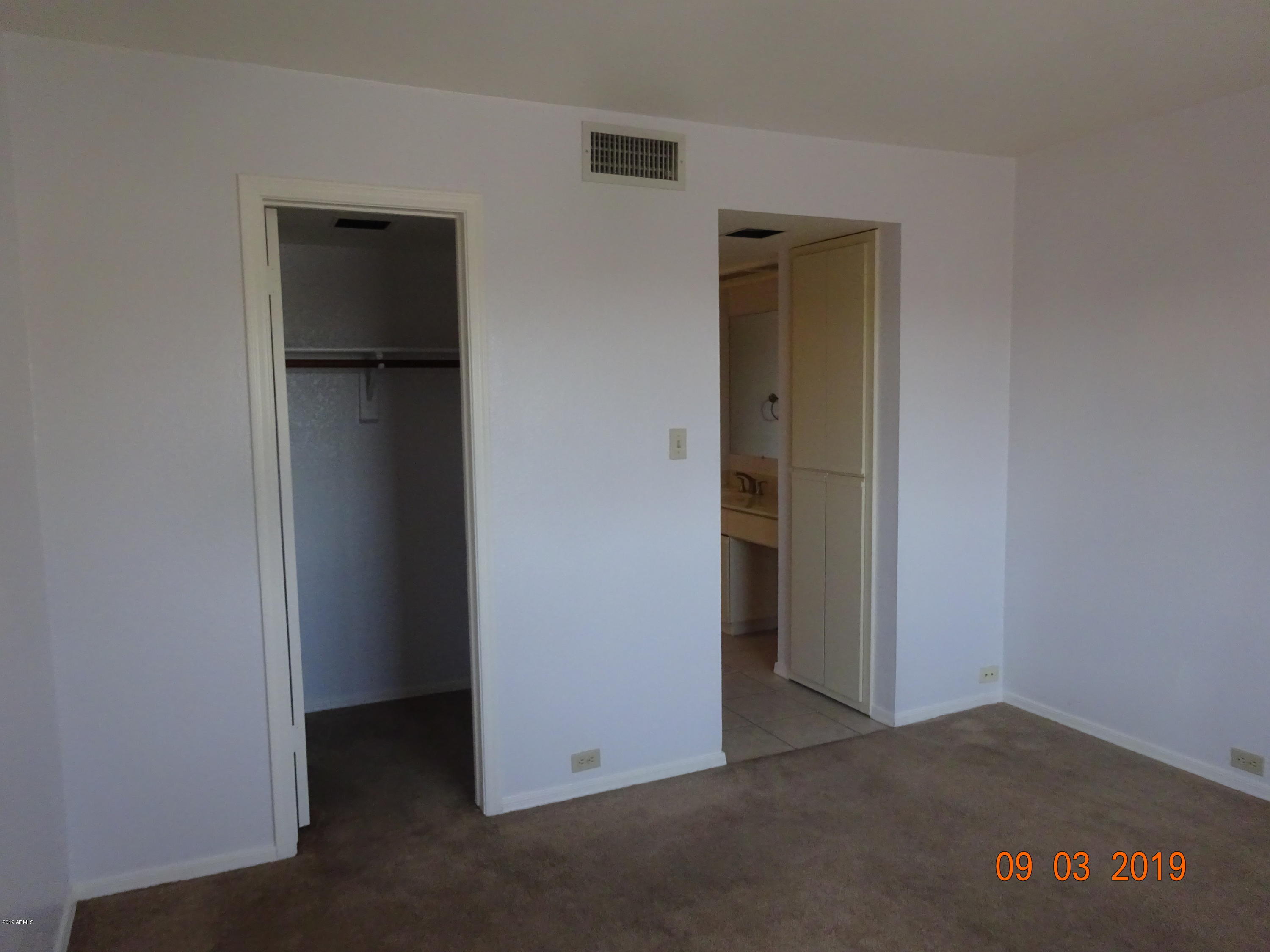 10410 North Cave Creek Road, Unit 2014 Phoenix, AZ 85020 - Photo 17 of 18 a view of an empty room