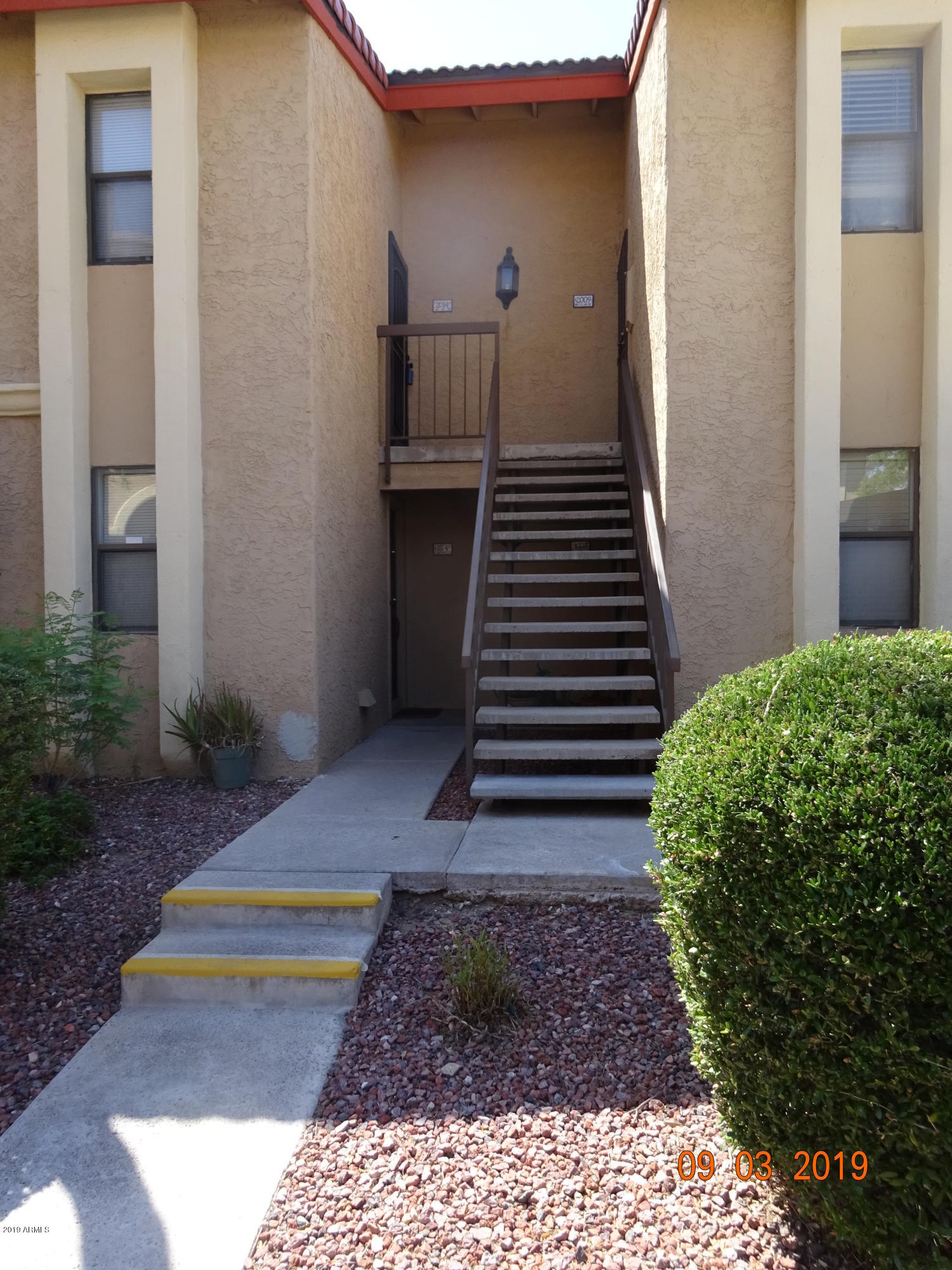 10410 North Cave Creek Road, Unit 2014 Phoenix, AZ 85020 - Photo 3 of 18 a view of a pathway of a house