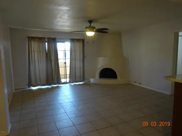 $1,600 | 10410 North Cave Creek Road, Unit 2014, Phoenix, AZ 85020