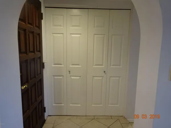 $1,600 | 10410 North Cave Creek Road, Unit 2014, Phoenix, AZ 85020