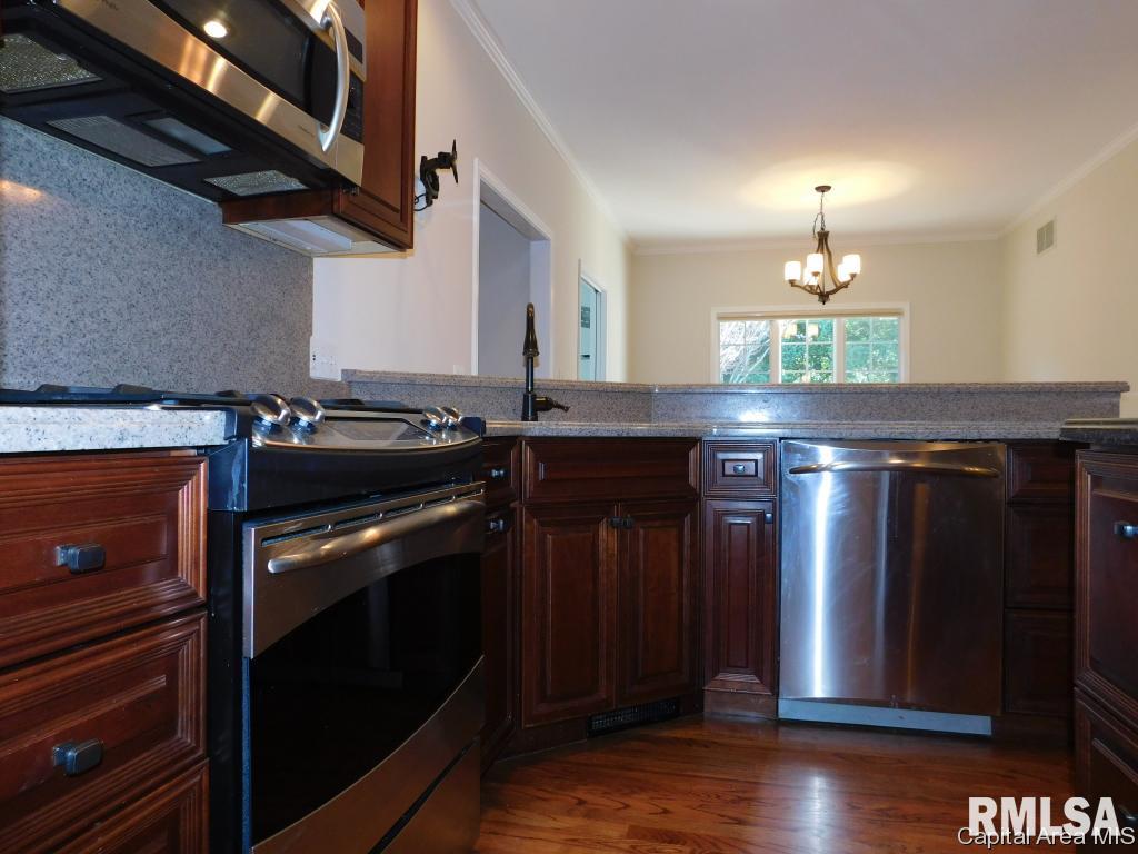 2312 Harbor Landing Springfield, IL 62712 - Photo 12 of 36