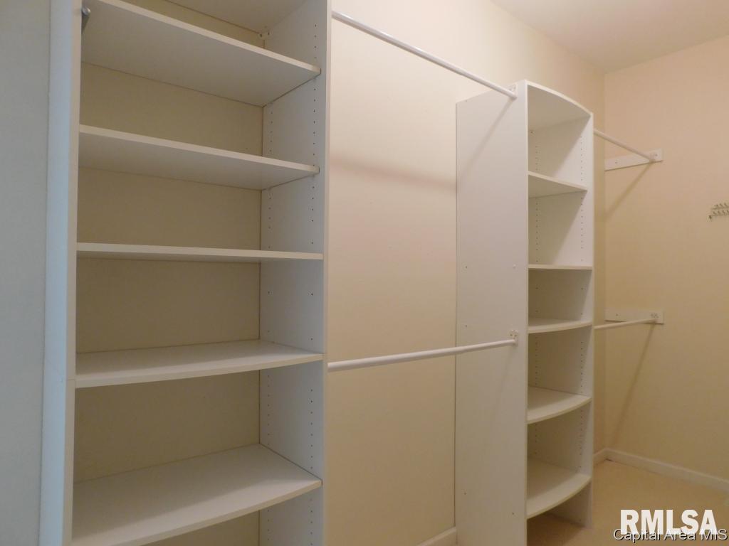 2312 Harbor Landing Springfield, IL 62712 - Photo 20 of 36