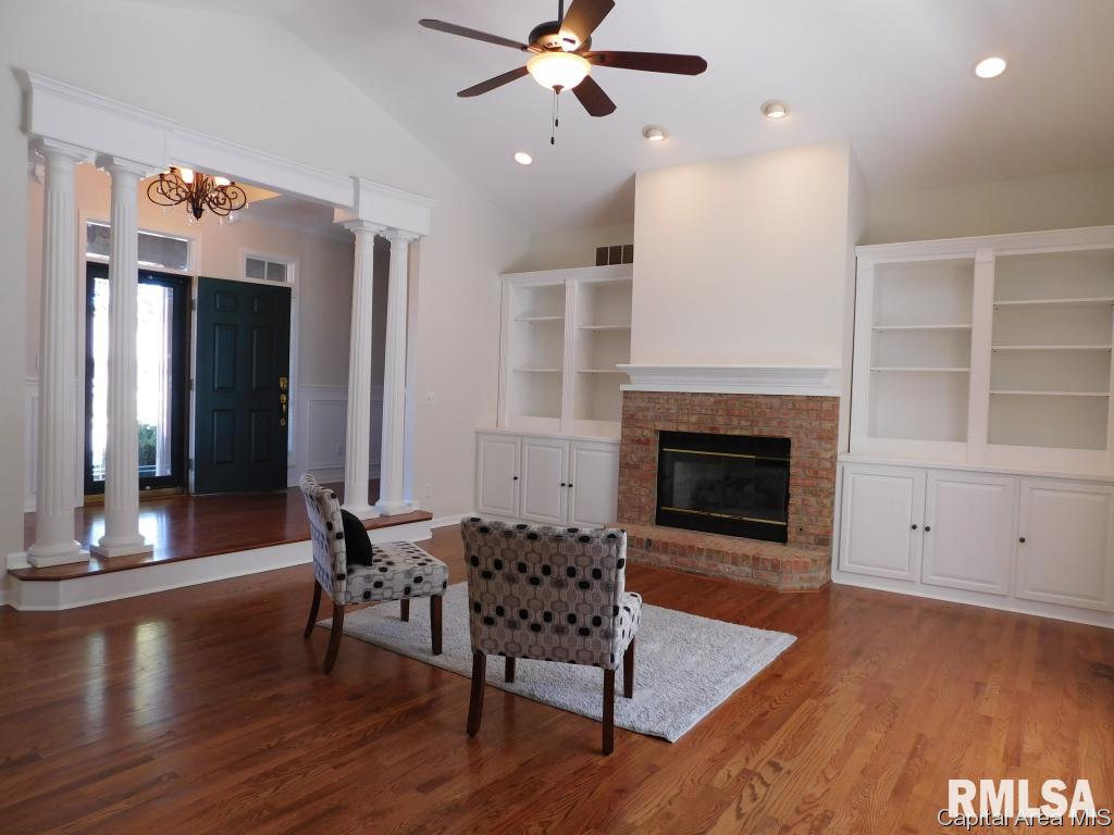 2312 Harbor Landing Springfield, IL 62712 - Photo 3 of 36