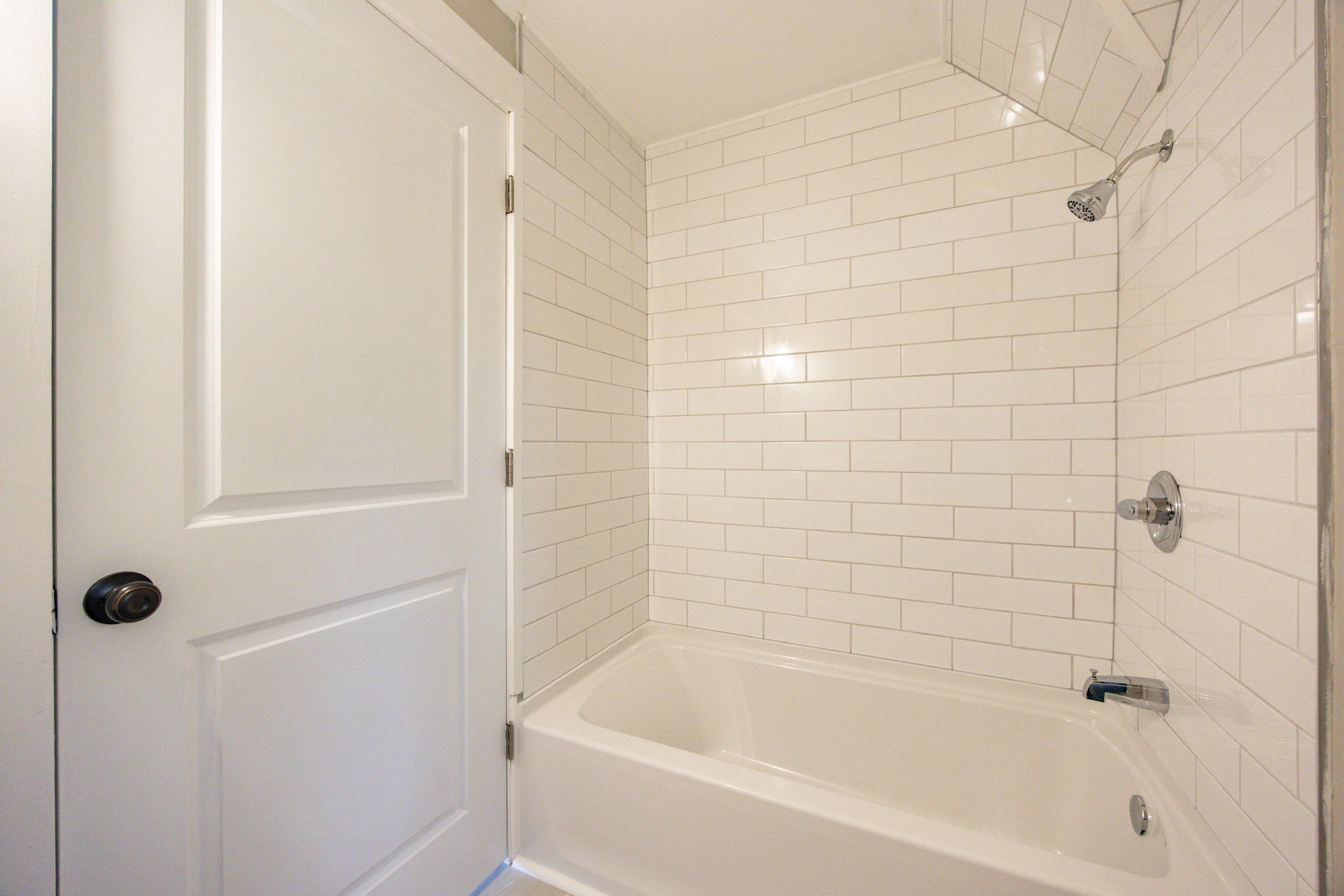 73 Webster Street Laconia, NH 03246 - Photo 16 of 27