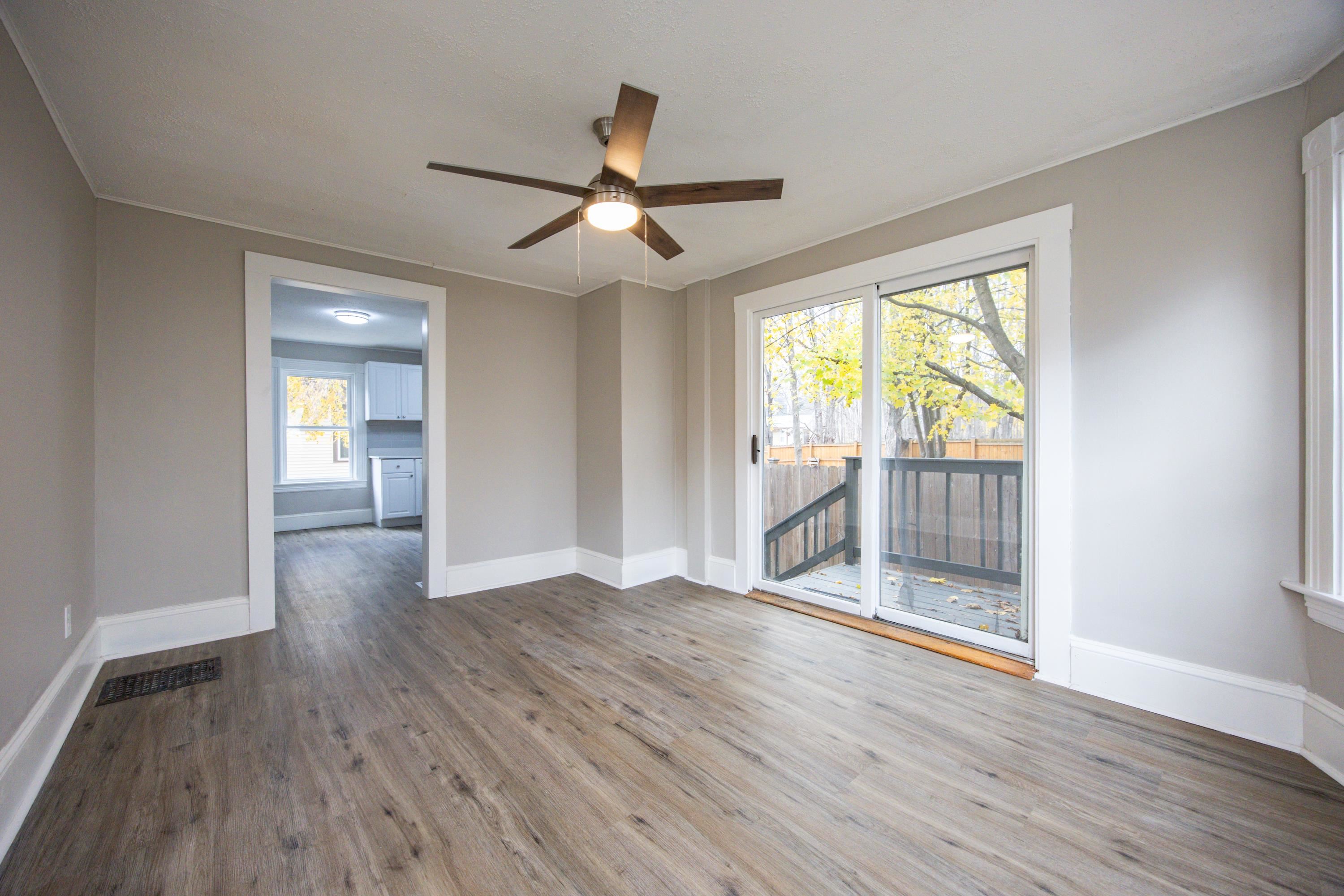 73 Webster Street Laconia, NH 03246 - Photo 7 of 27