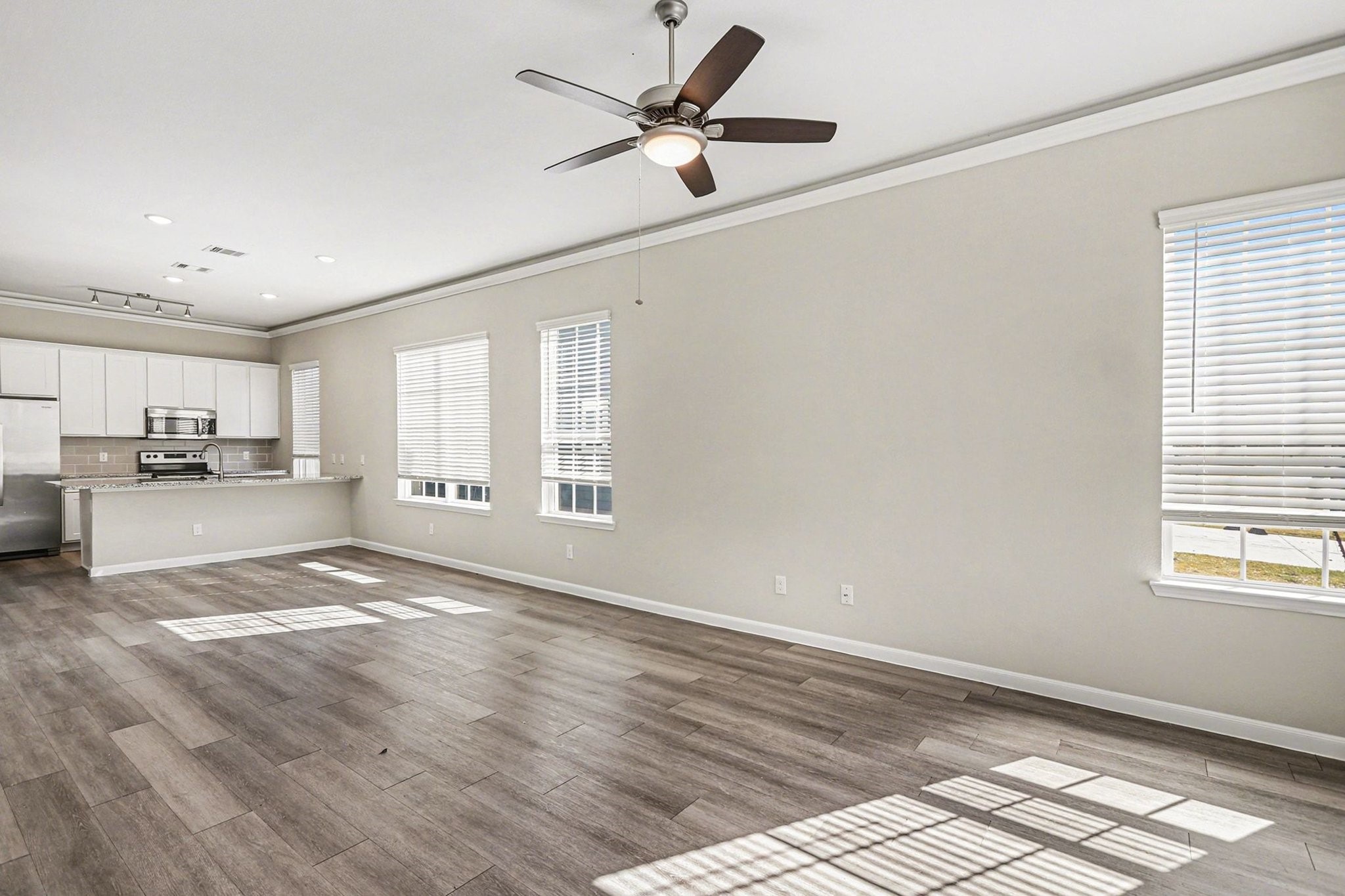 19602 Pradera Meadows Loop Rosharon, TX 77583 - Photo 8 of 47