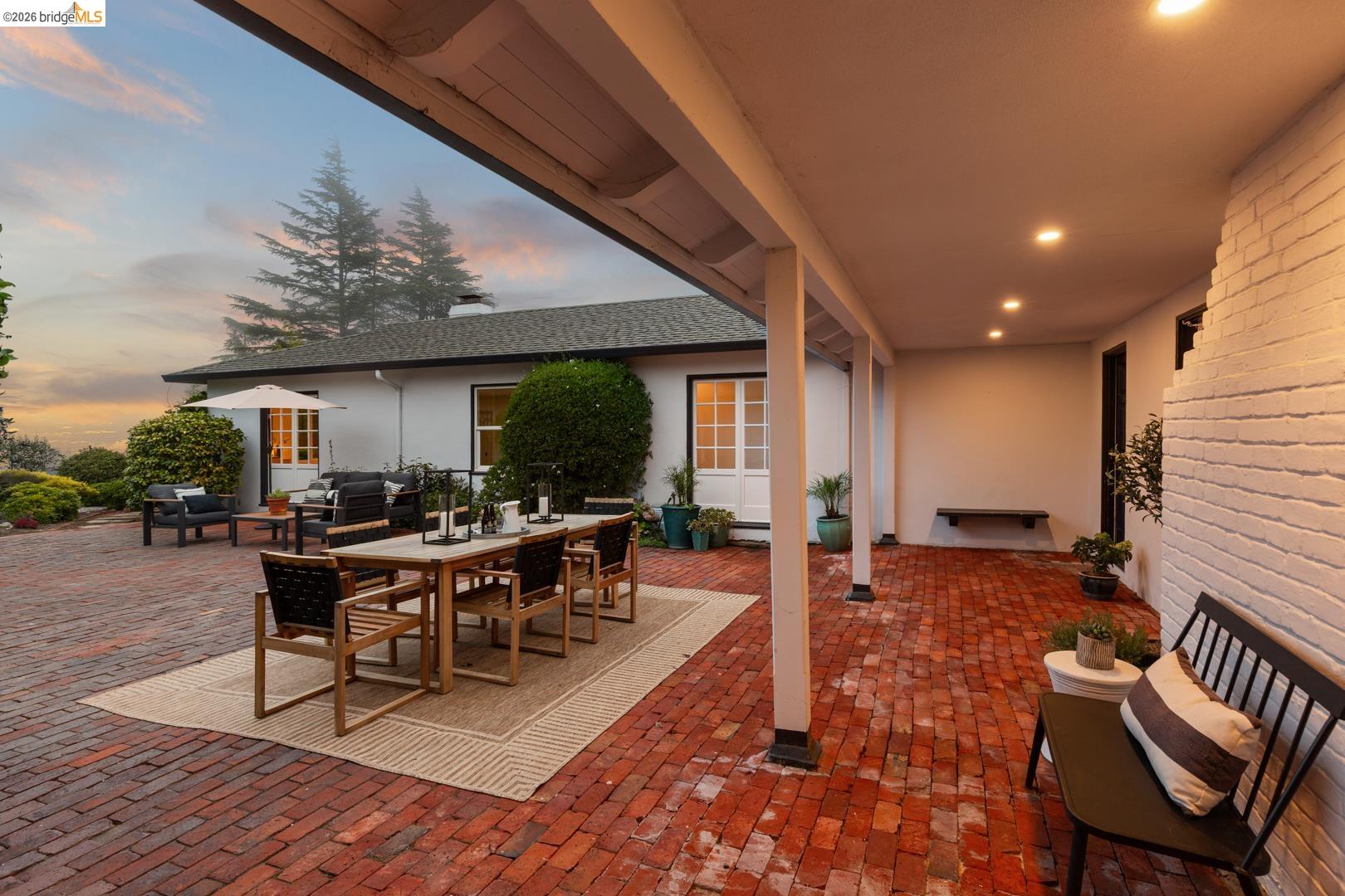 1064 Overlook Road Berkeley, CA 94708 - Photo 52 of 56 Gallery Image 52