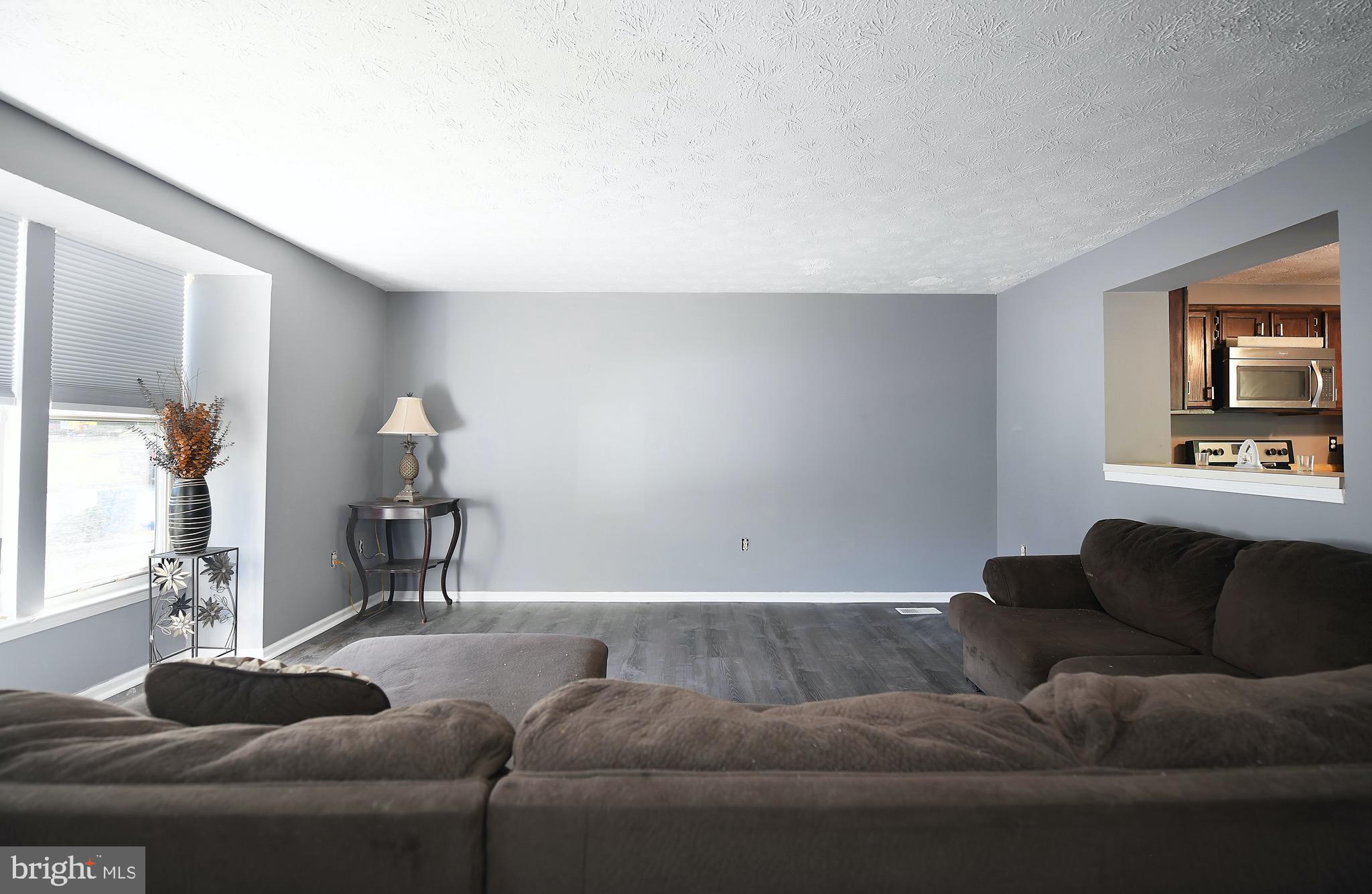 42 Trailwood Road Baltimore, MD 21236 - Photo 7 of 20 Open main level family room
