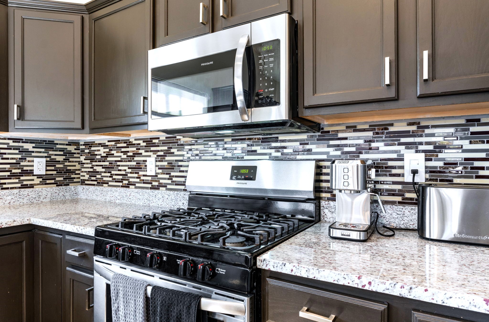 200 Aldaba Circle Northeast Rio Rancho, NM 87124 - Photo 16 of 39