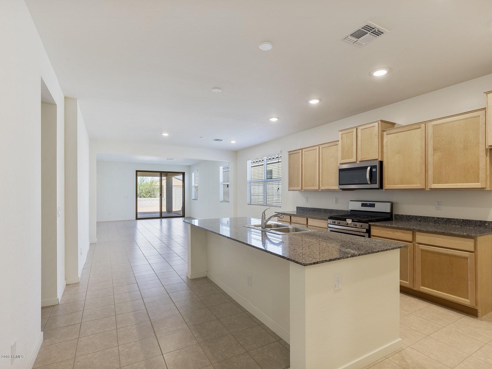 9822 West Trumbull Road Tolleson, AZ 85353 - Photo 3 of 15 005_Kitchen