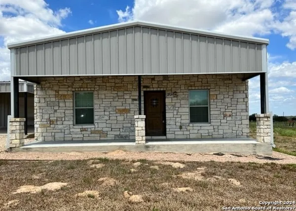 $1,995 | 429 Quail Hollow Drive, Adkins, TX 78101