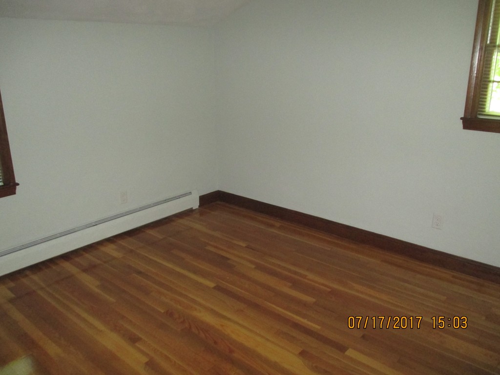 18 Marlyn Road Billerica, MA 01821 - Photo 10 of 15 Gallery Image 10