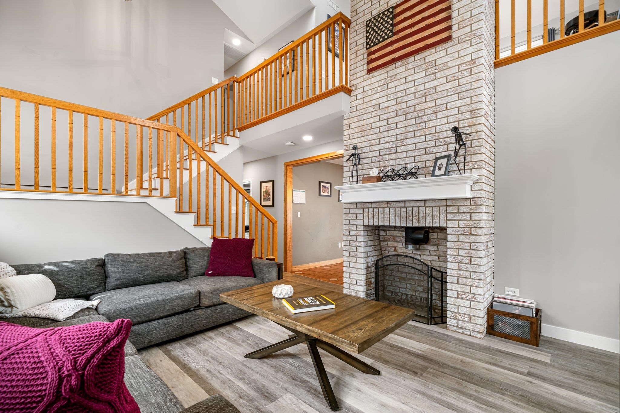 1 Oriole Road Windham, NH 03087 - Photo 3 of 19