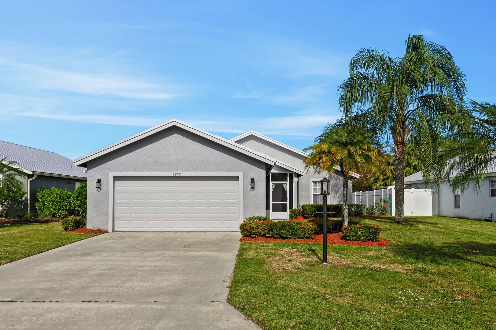2829 Southwest Montego Terrace Stuart, FL 34997 - Photo 1 of 21 Front View