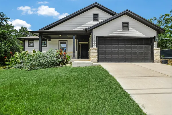 $2,000 | 10620 West Lakeview Drive, Jonestown, TX 78645