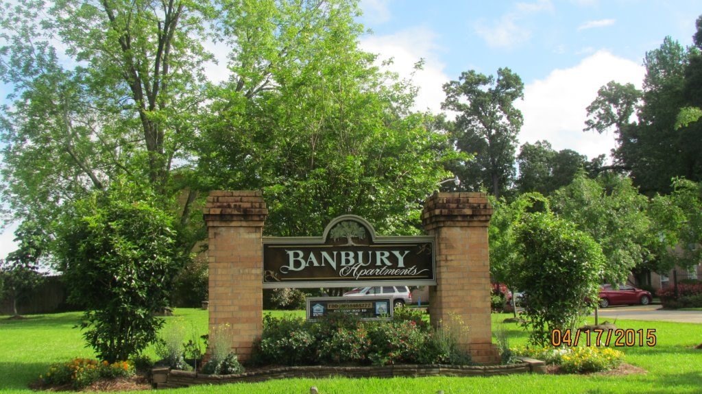 16161 Tiger Bend Road Baton Rouge, LA 70817 - Photo 12 of 17 a view of a sign board