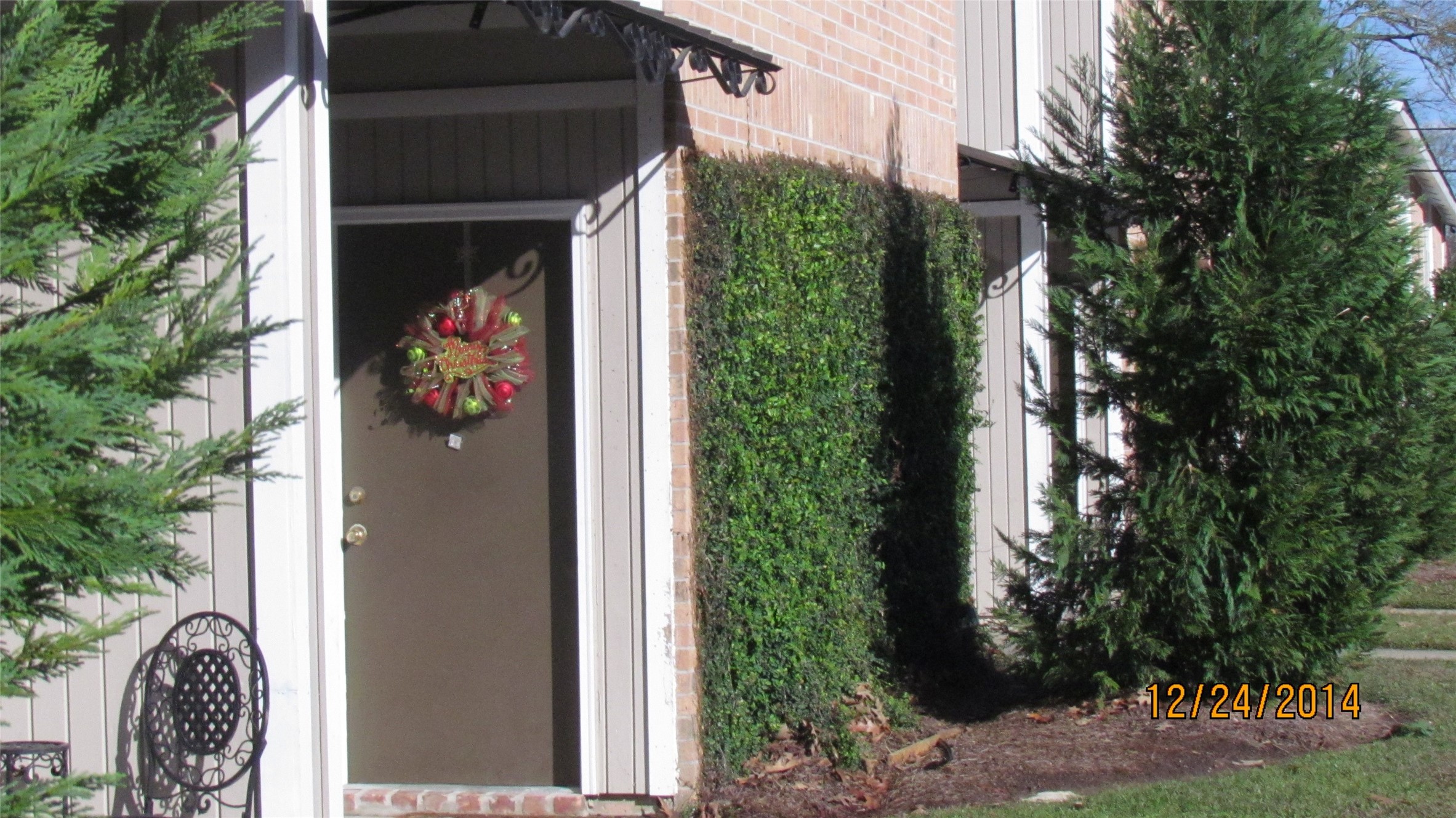 16161 Tiger Bend Road Baton Rouge, LA 70817 - Photo 7 of 17 a view of a bird bath