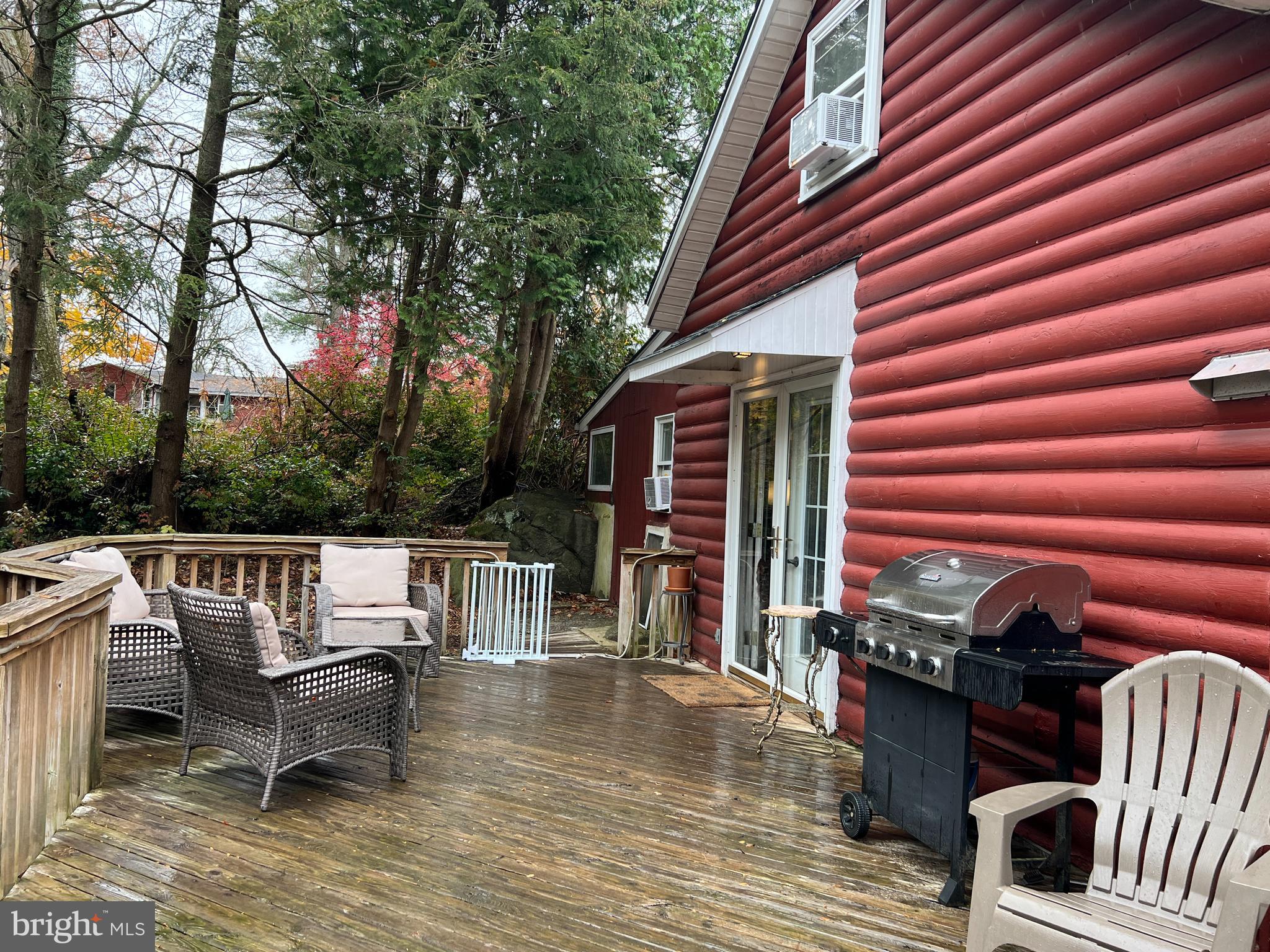 1070 Magazine Road Green Lane, PA 18054 - Photo 2 of 34 Front entrance/Deck