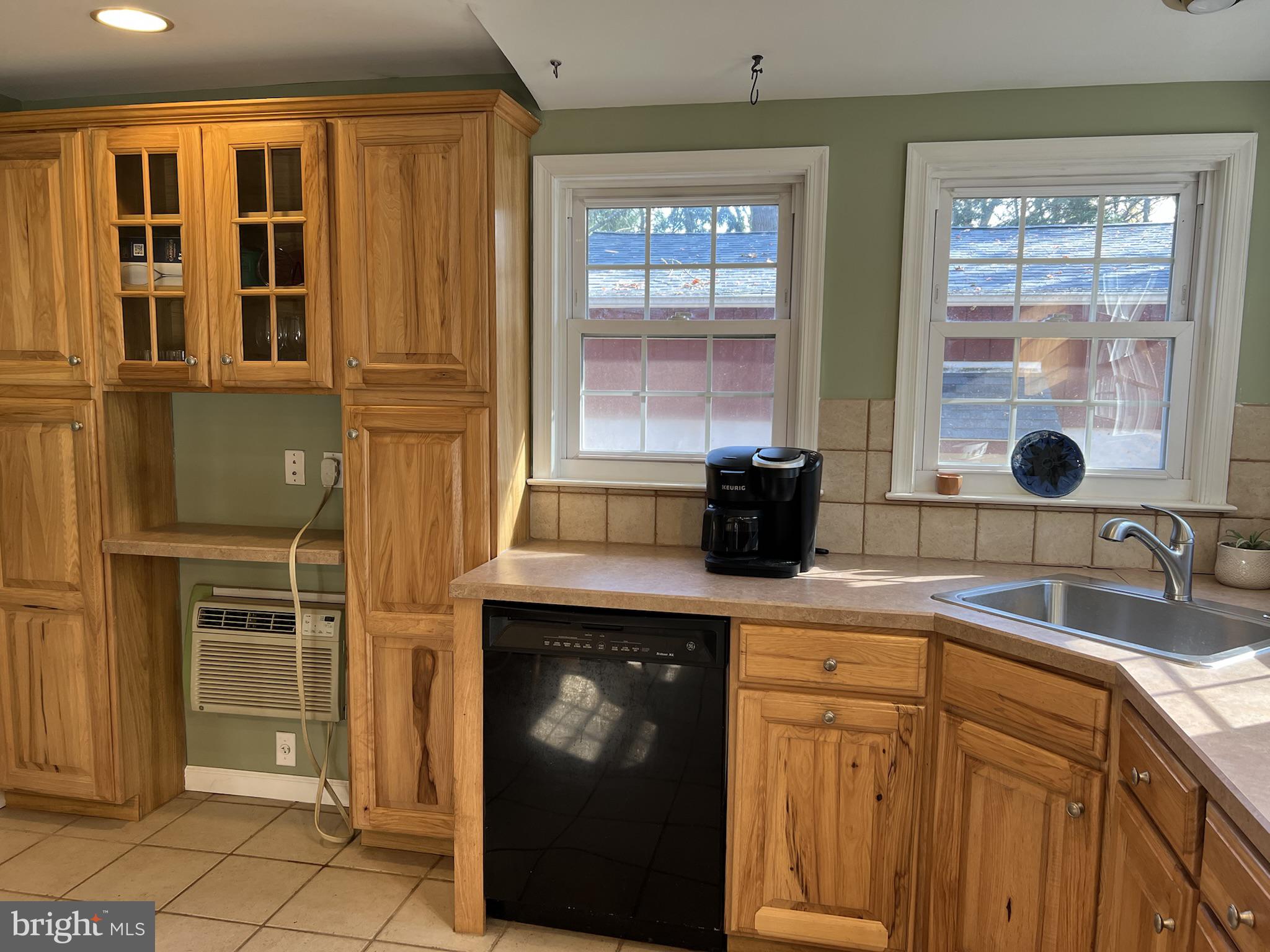 1070 Magazine Road Green Lane, PA 18054 - Photo 10 of 34 Kitchen