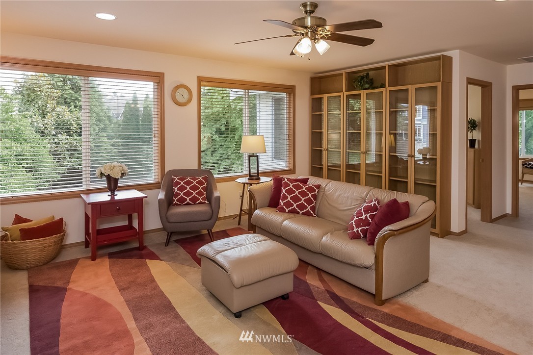 1707 Southeast 7th Court Renton, WA 98057 - Photo 13 of 25 Gallery Image 13