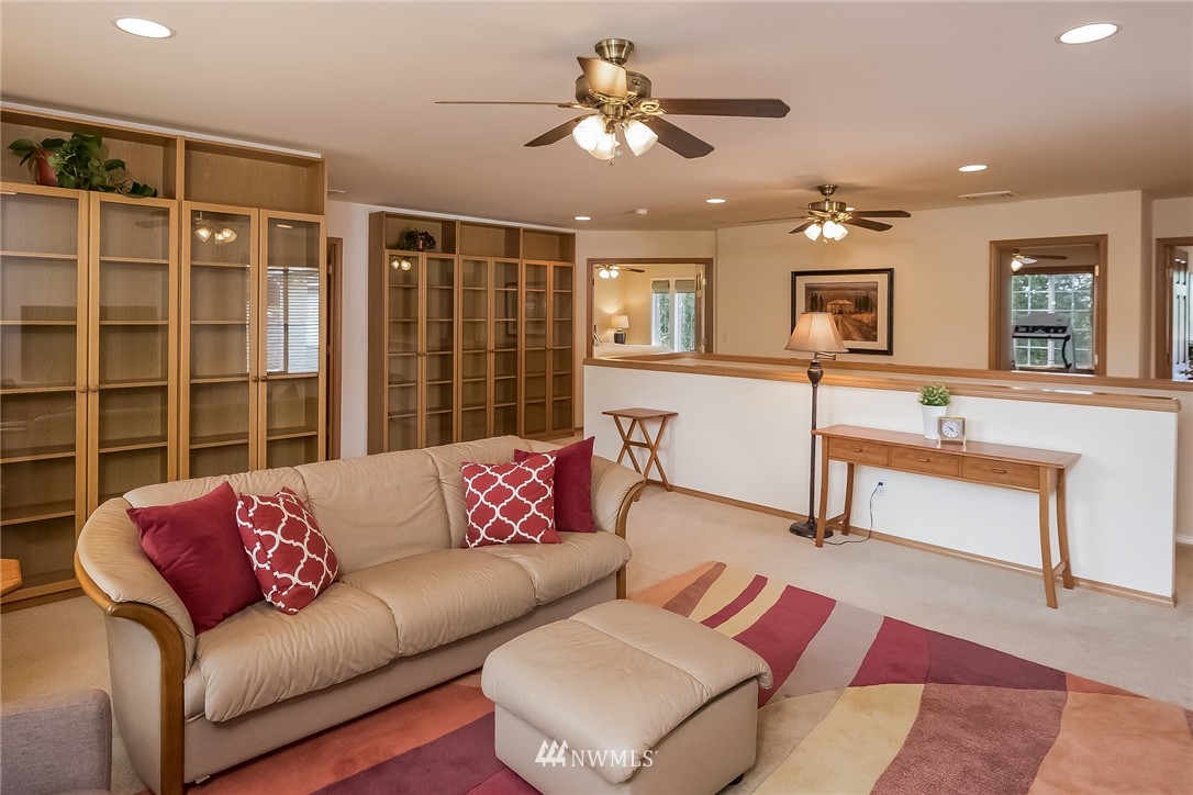 1707 Southeast 7th Court Renton, WA 98057 - Photo 14 of 25 Gallery Image 14
