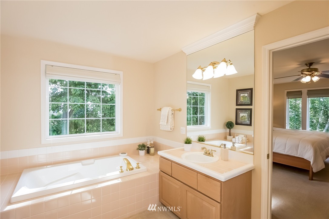 1707 Southeast 7th Court Renton, WA 98057 - Photo 17 of 25 Gallery Image 17