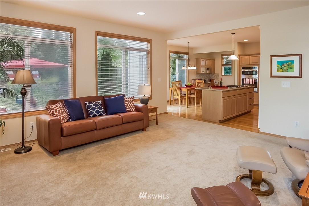 1707 Southeast 7th Court Renton, WA 98057 - Photo 8 of 25 Gallery Image 8