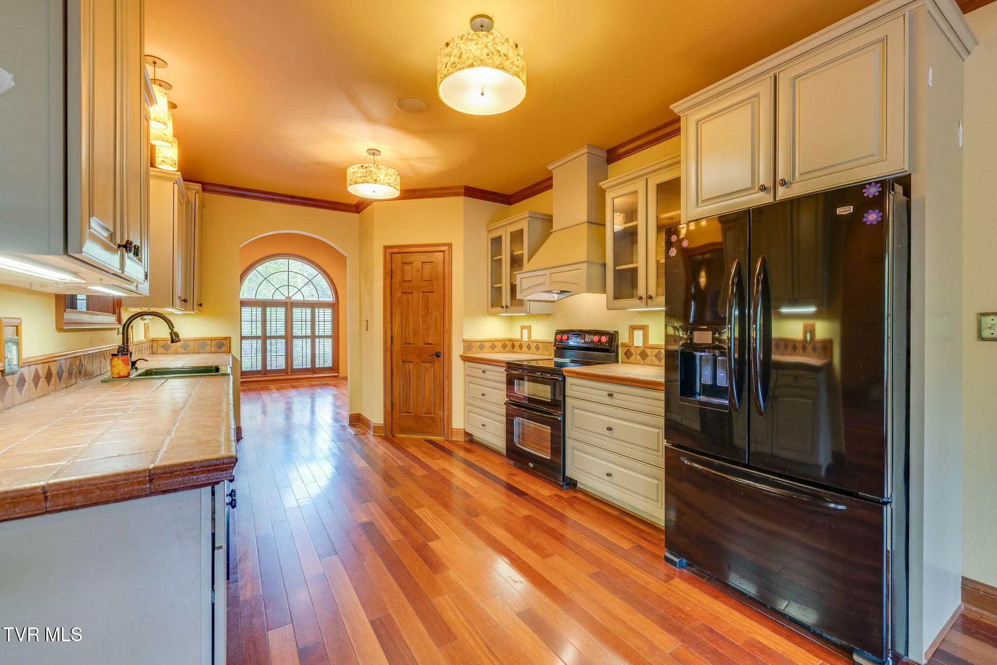 2164 Dave Buck Road Johnson City, TN 37601 - Photo 13 of 64 012