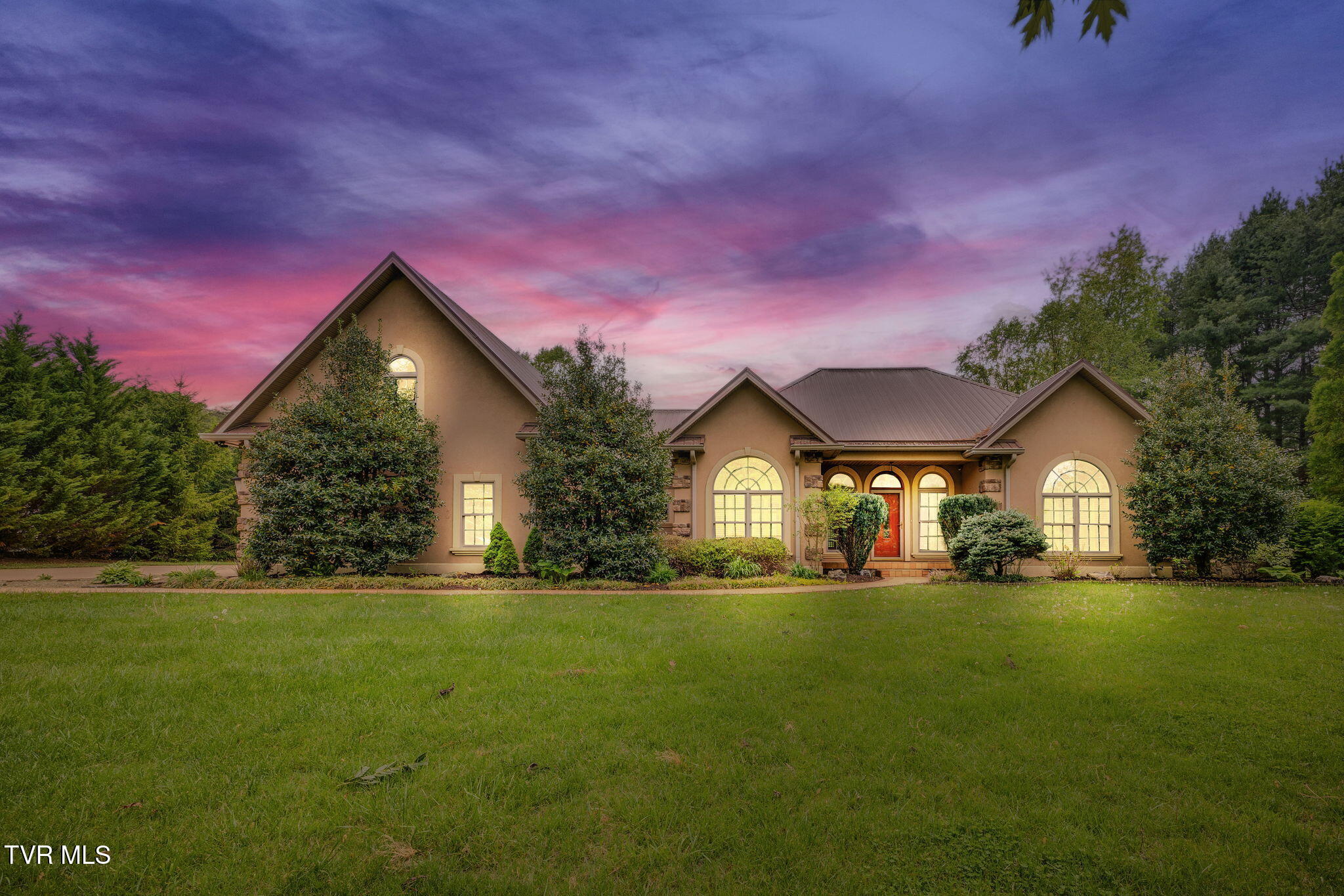 2164 Dave Buck Road Johnson City, TN 37601 - Photo 2 of 64 001a
