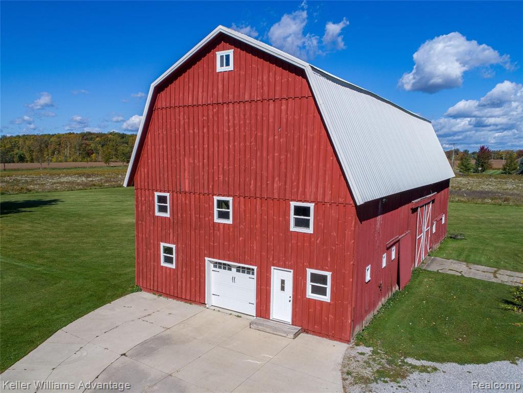 2 McFadden Road Armada, MI 48005 - Photo 4 of 16