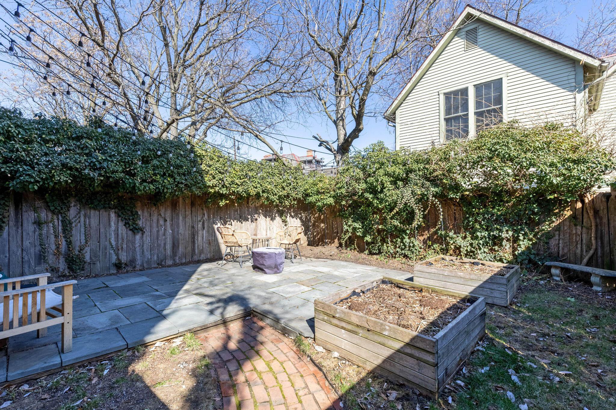682 Mohawk Street Columbus, OH 43206 - Photo 31 of 49 Patio