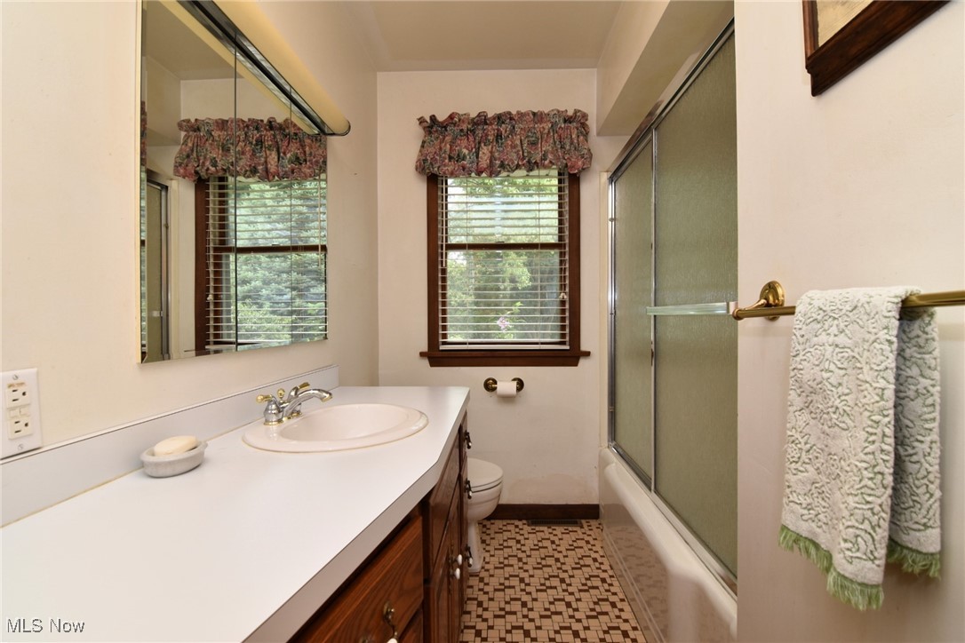 97 Narrows Road Painesville, OH 44077 - Photo 15 of 45