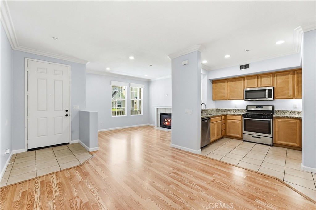 24 Corbin Street Ladera Ranch, CA 92694 - Photo 4 of 20 Gallery Image 4