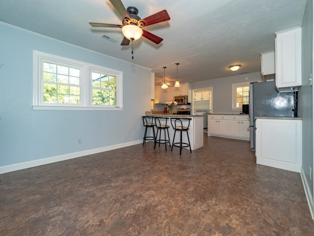 51 Vining Road Sumter, SC 29150 - Photo 4 of 31
