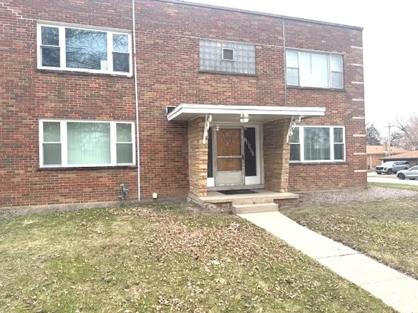 $1,275 | 18006 Wentworth Avenue, Unit 5, Lansing, IL 60438