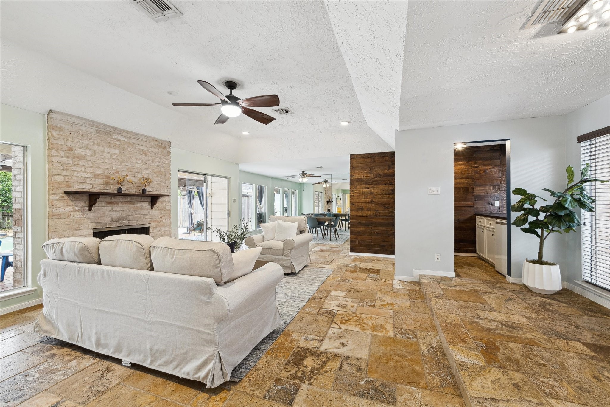 1306 South Kirkwood Road Houston, TX 77077 - Photo 5 of 37