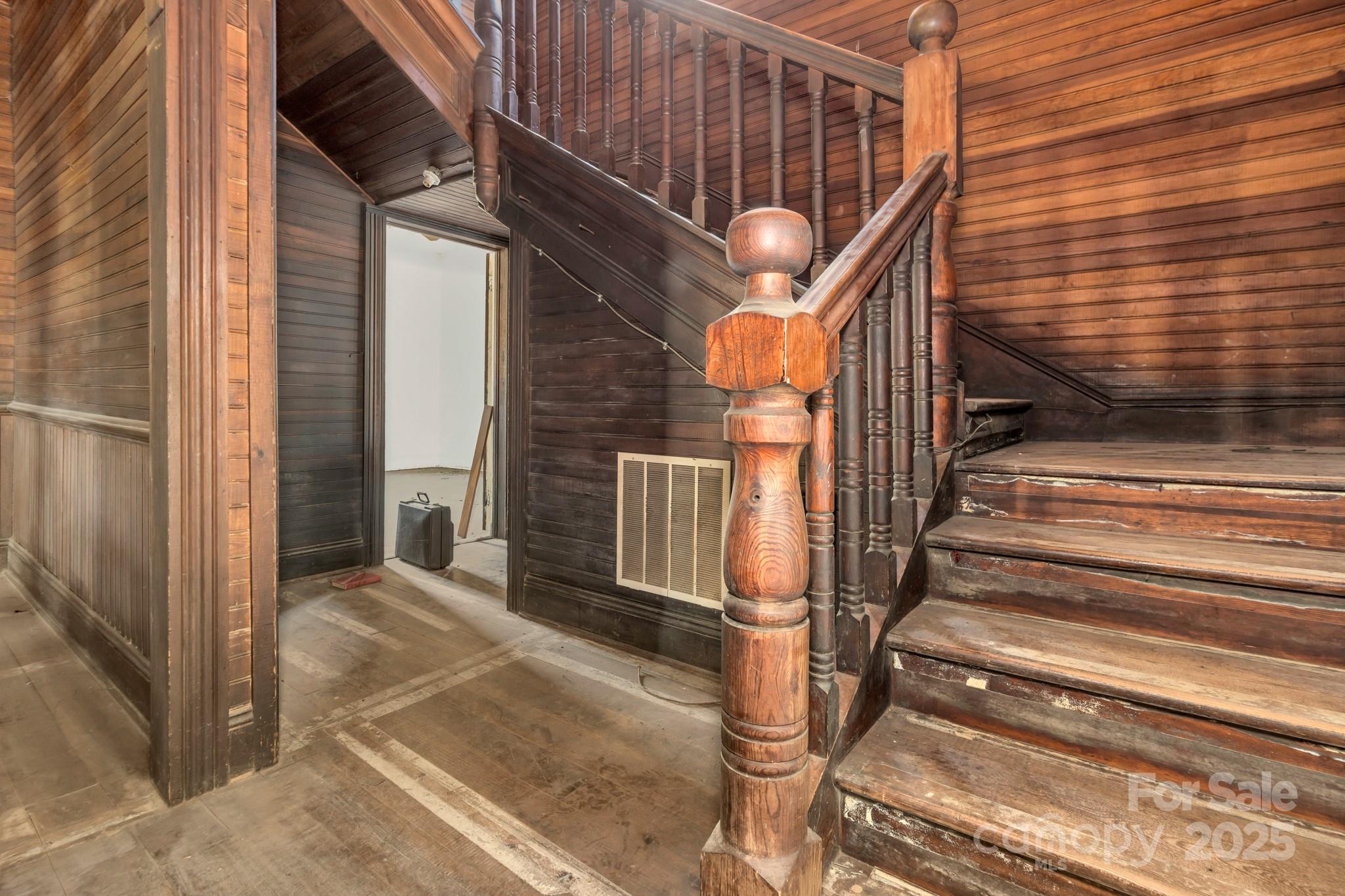 143 Sharon Road Fairview, NC 28730 - Photo 17 of 36 a view of entryway