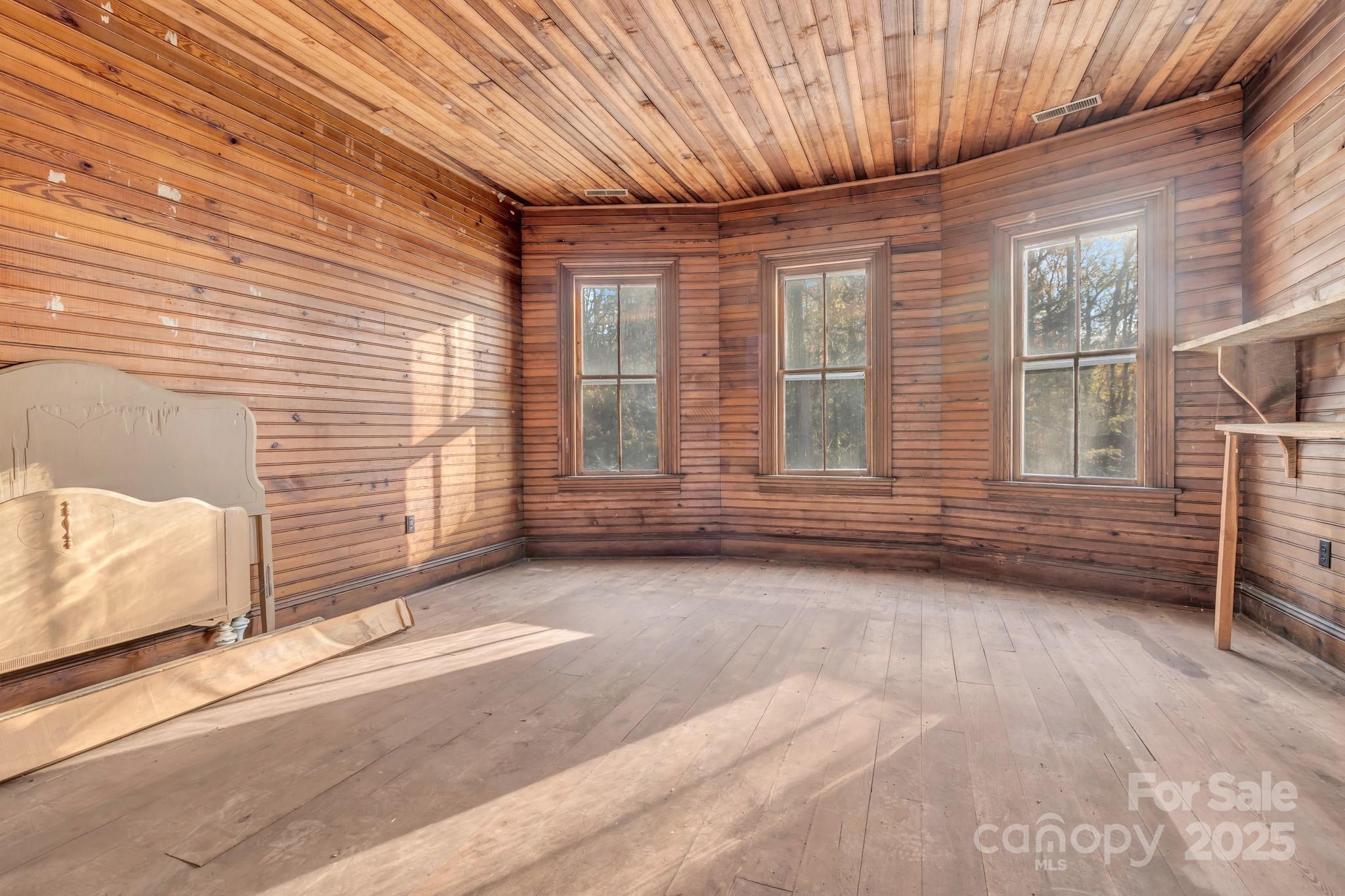 143 Sharon Road Fairview, NC 28730 - Photo 35 of 36 a view of a backyard of a house