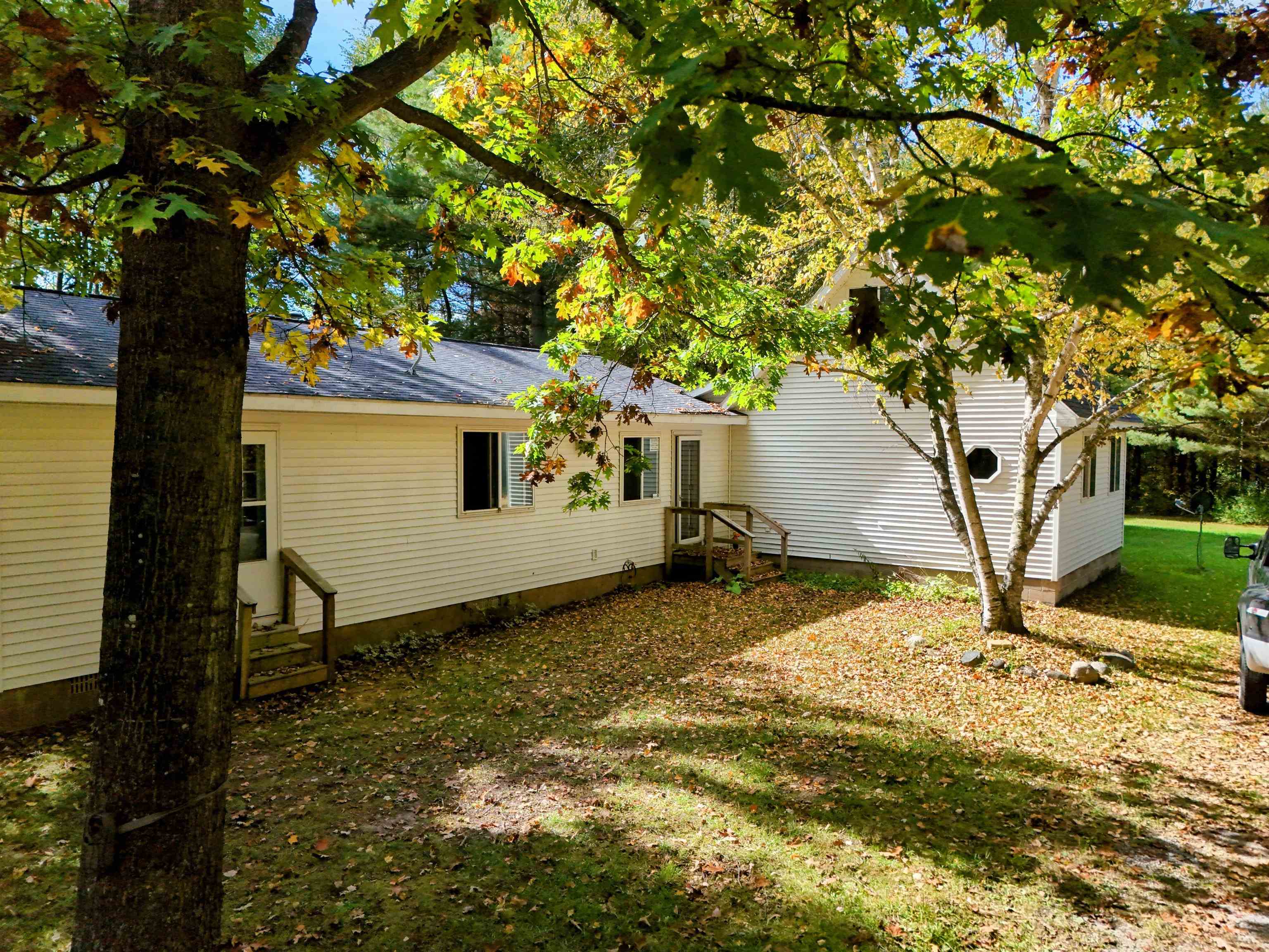 2670 Bass Lake Road Lupton, MI 48635 - Photo 5 of 48