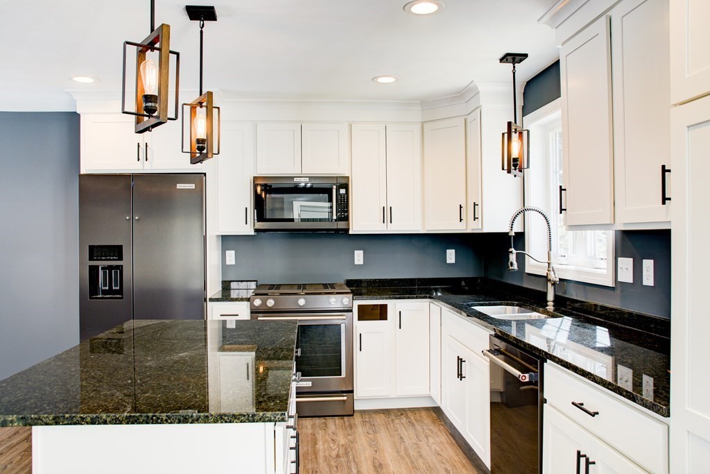 123 Brooks Road Templeton, MA 01468 - Photo 2 of 27 Gallery Image 2