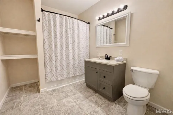 $195,000 | 310 East Texas Avenue, Sandoval, IL 62882