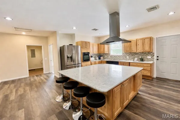 $195,000 | 310 East Texas Avenue, Sandoval, IL 62882