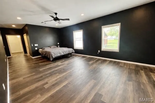 $195,000 | 310 East Texas Avenue, Sandoval, IL 62882