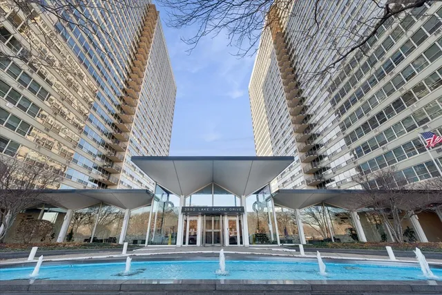 $175,000 | 3550 North Lake Shore Drive, Unit 624, Chicago, IL 60657