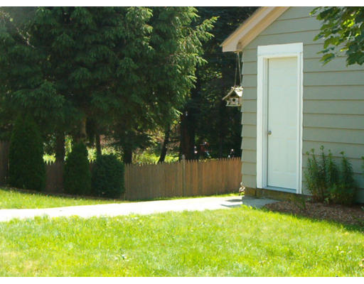 59 Blanding Road Rehoboth, MA 02769 - Photo 3 of 6 Gallery Image 3