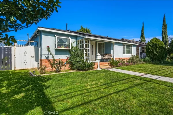 $749,999 | 18149 Saticoy Street, Reseda, CA 91335