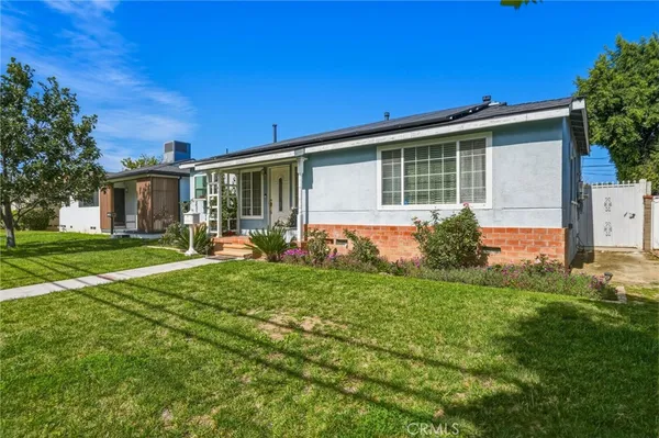 $749,999 | 18149 Saticoy Street, Reseda, CA 91335