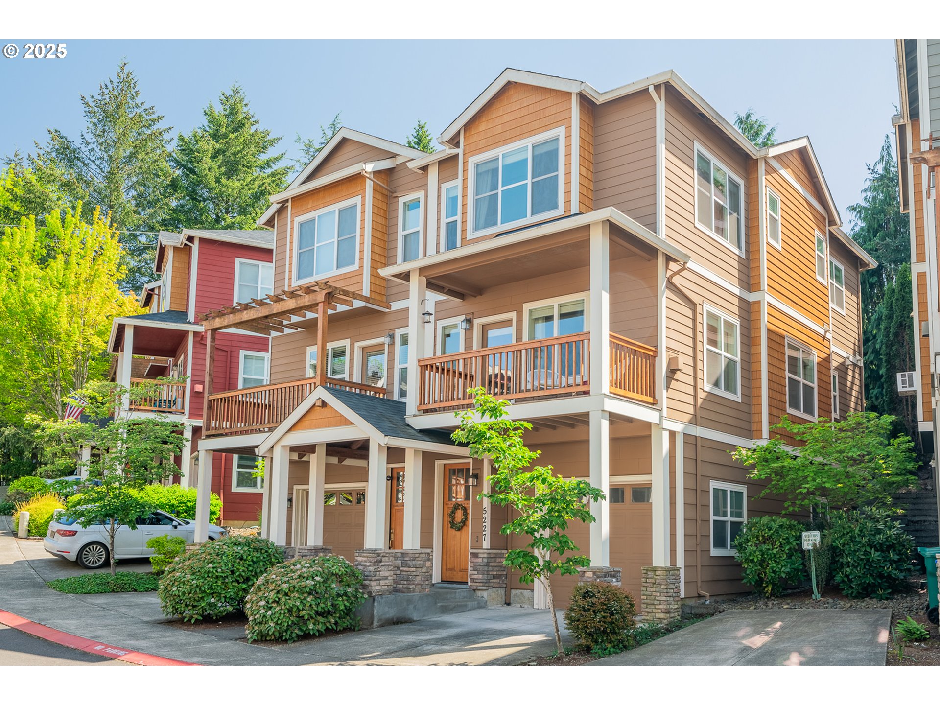5227 Southwest Shattuck Road Portland, OR 97221 - Photo 1 of 30 Gallery Image 1