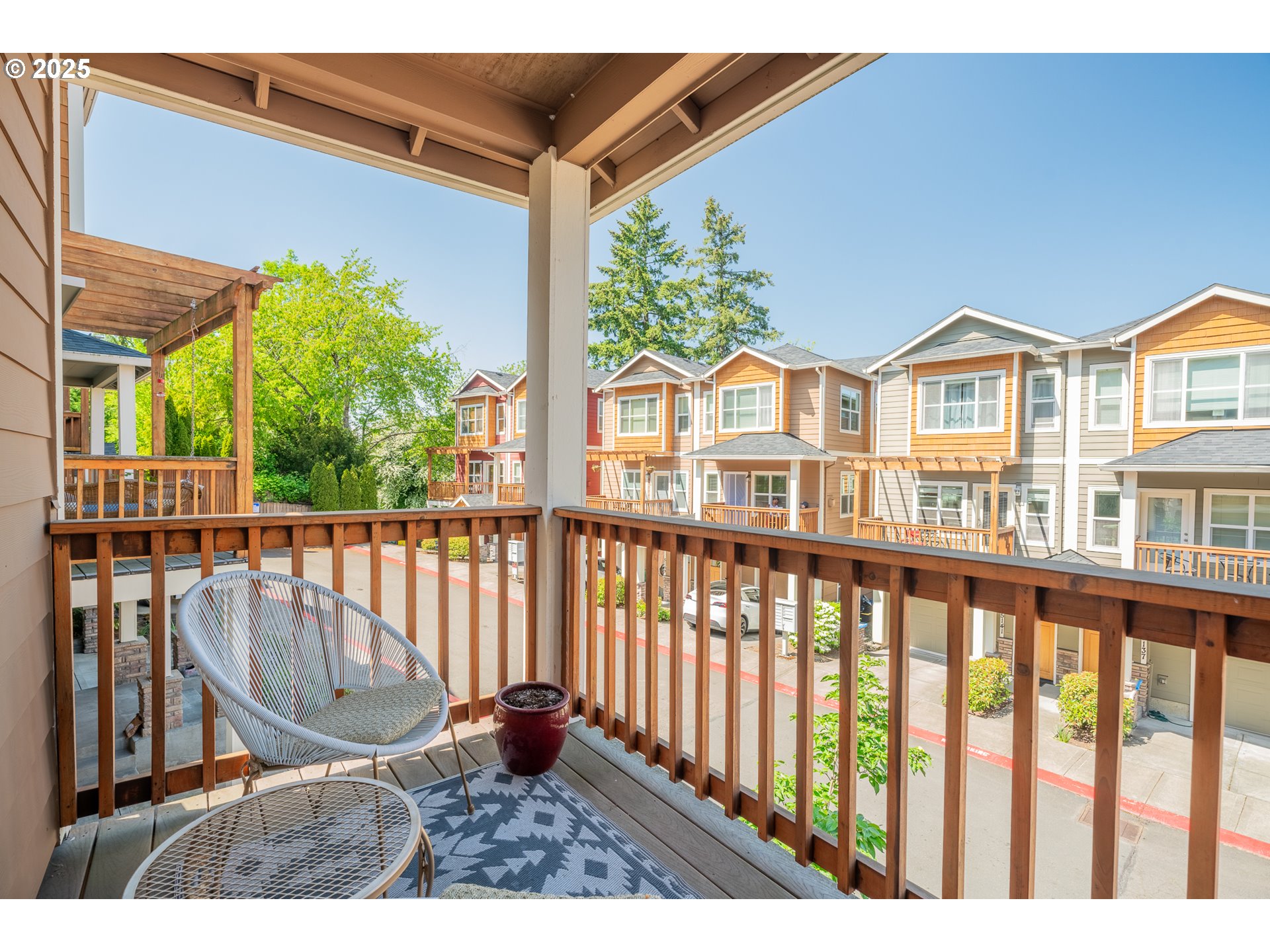 5227 Southwest Shattuck Road Portland, OR 97221 - Photo 24 of 30 Balcony